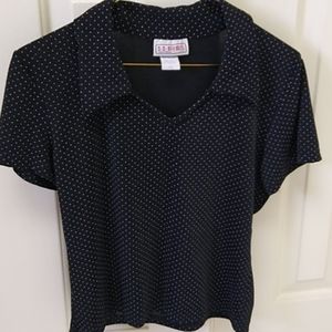 Black polka dot V-neck knit top